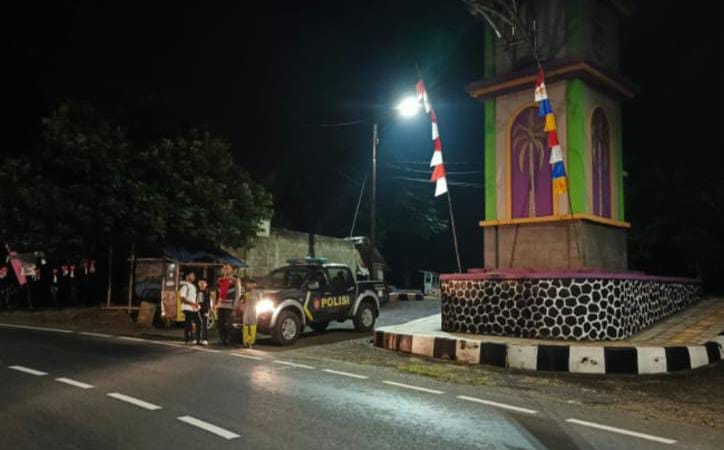 Berikan Rasa Nyaman, Polsek Cimaragas Patroli Biru Antisipasi Gangguan Kamtibmas Saat Malam