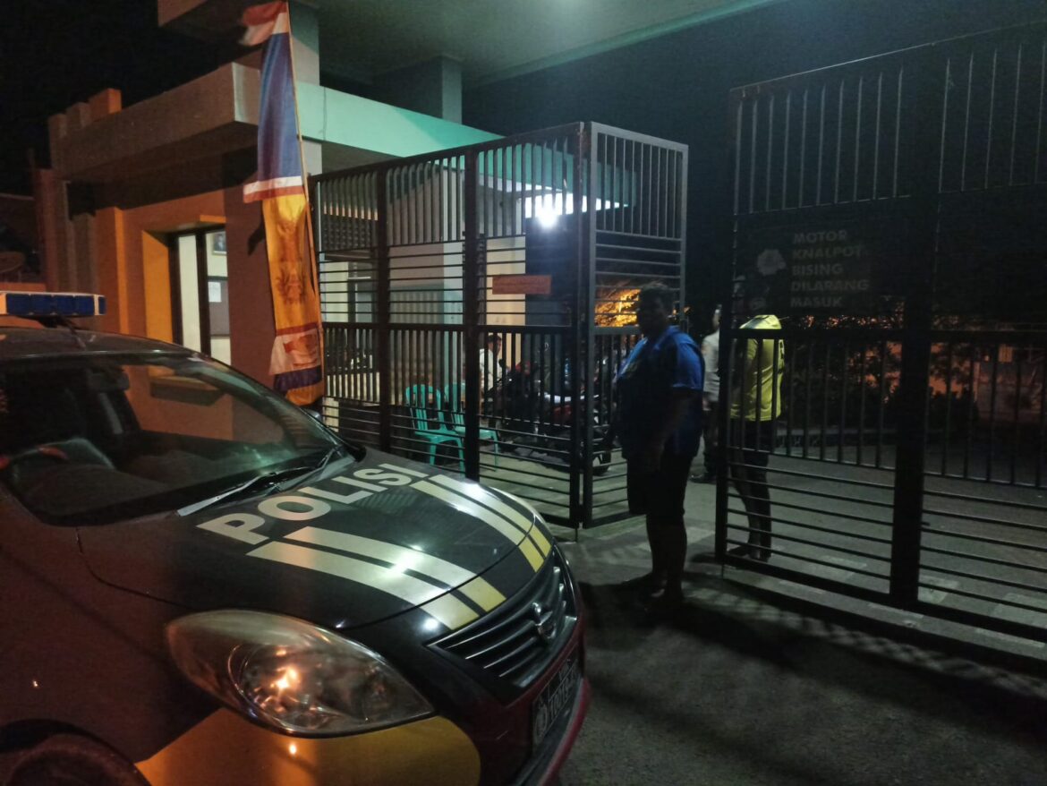 Berikan Rasa Aman, Personel Polsek Kawali Polres Ciamis Patroli Dialogis di Malam Hari