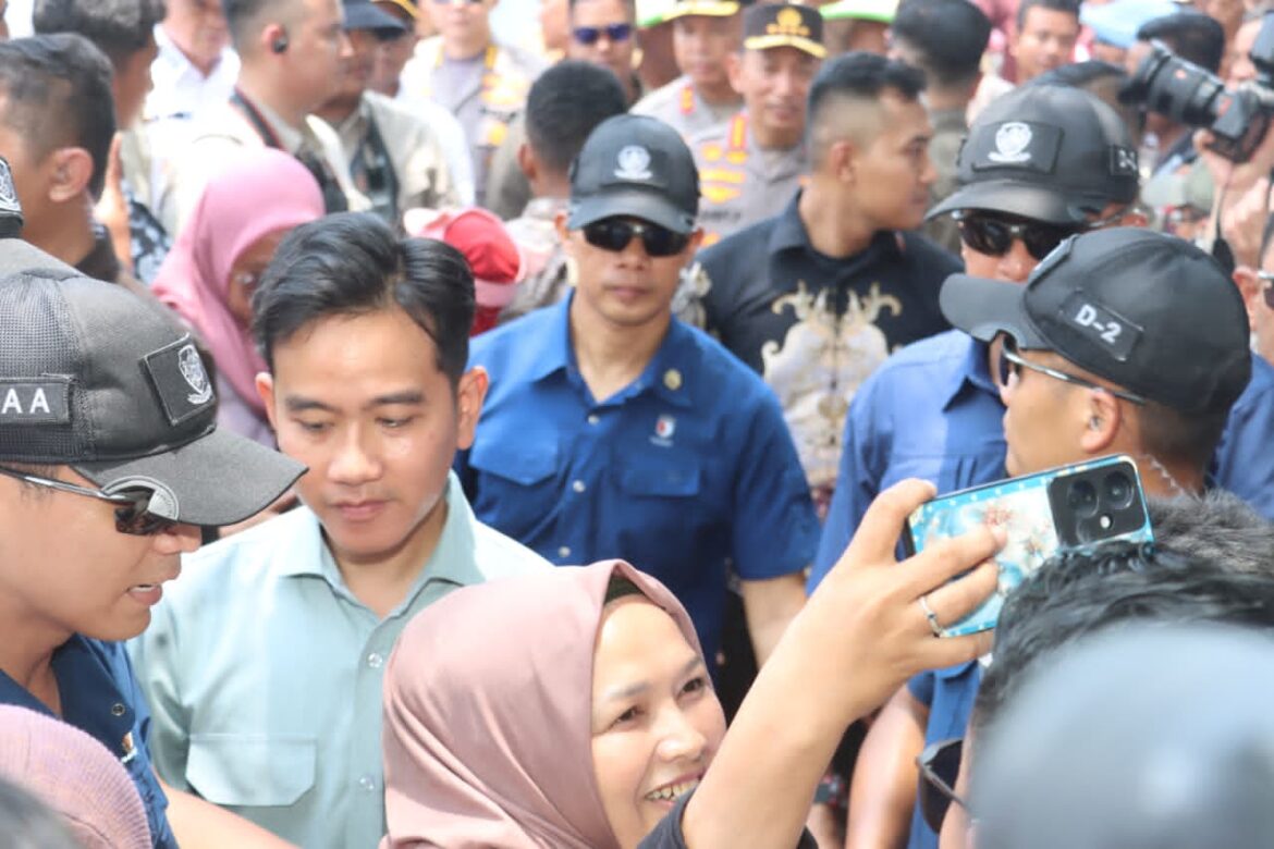 Wapres Gibran Tanam Jagung di Tigaraksa, Warga Antusias Menyambut