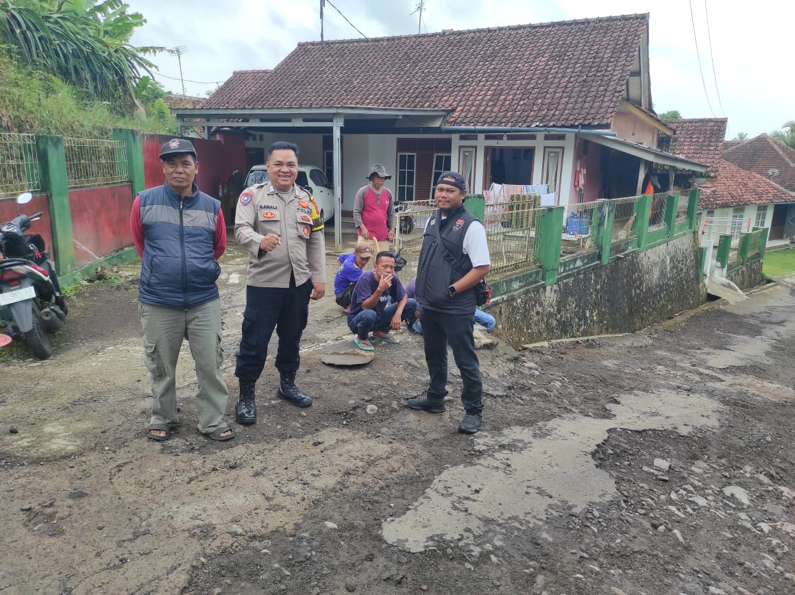 Cipkon Jaga Kamtibmas, Polsek Cikoneng Intensifkan Koorkom ke Warga Desa Sindangsari
