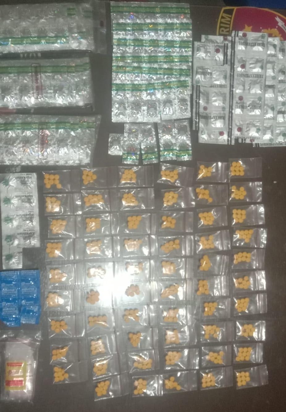 Polsek Cipondoh Ungkap Penjualan Obat Terlarang di Toko Kosmetik