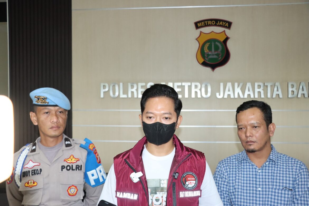 Publik Figur OL Jalani Pemeriksaan Kesehatan di Polres Metro Jakarta Barat, Dinyatakan Sehat