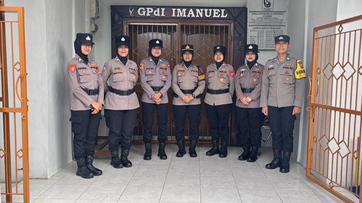 Tingkatkan Kehadiran Humanis, Polwan Polres Ciamis Gelar Patroli Mojang Lodaya Skala Besar