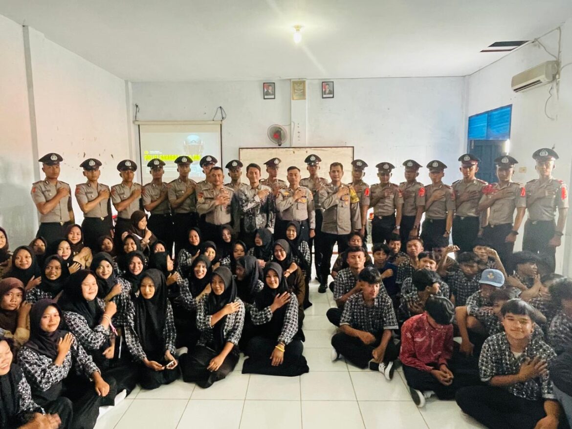 Siswa SPN Polda Banten Laksanakan Bakti Pendidikan di SMK Mandiri Panongan
