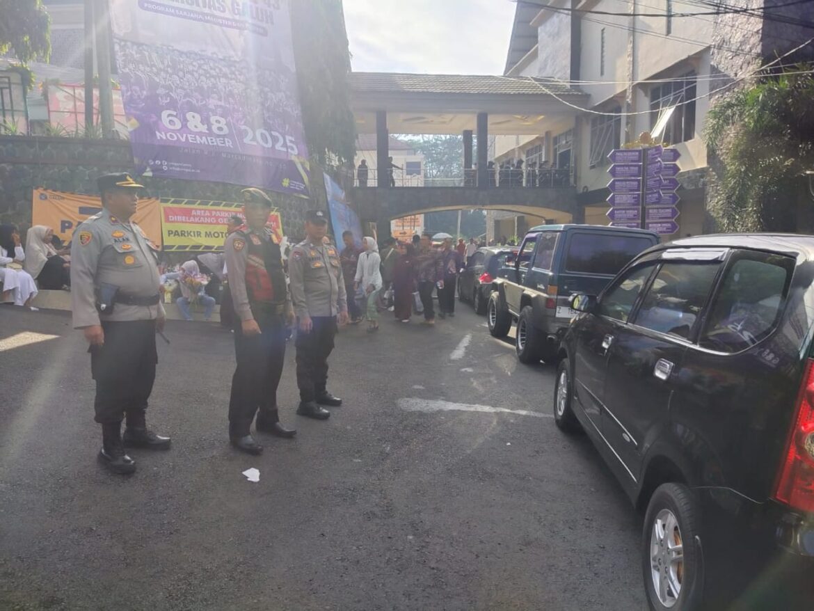 Polres Ciamis Lakukan Pengamanan Wisuda ke-43 Universitas Galuh, Pastikan Kegiatan Berjalan Aman dan Kondusif