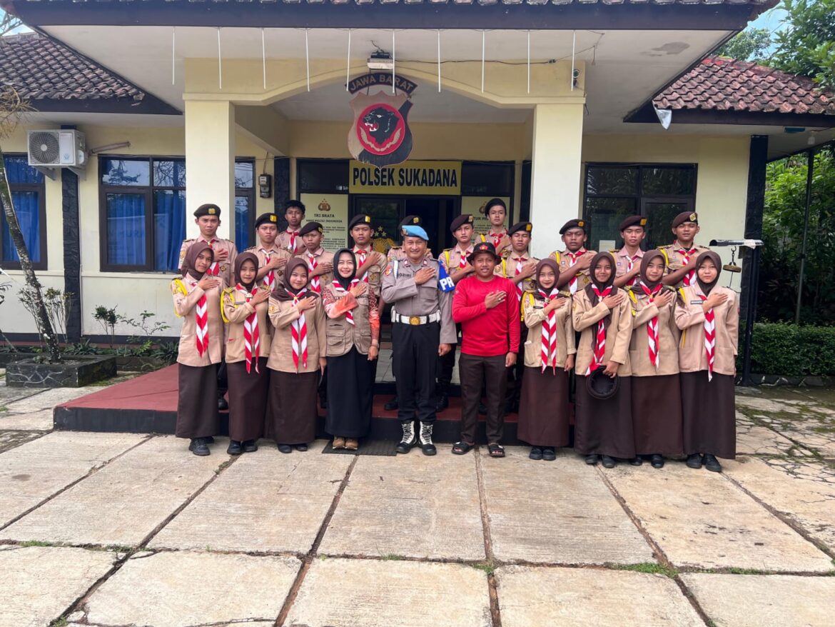 Polsek Sukadana Gelar Apel dan Pembinaan Saka Bhayangkara, Wujudkan Generasi Muda yang Disiplin dan Berkarakter