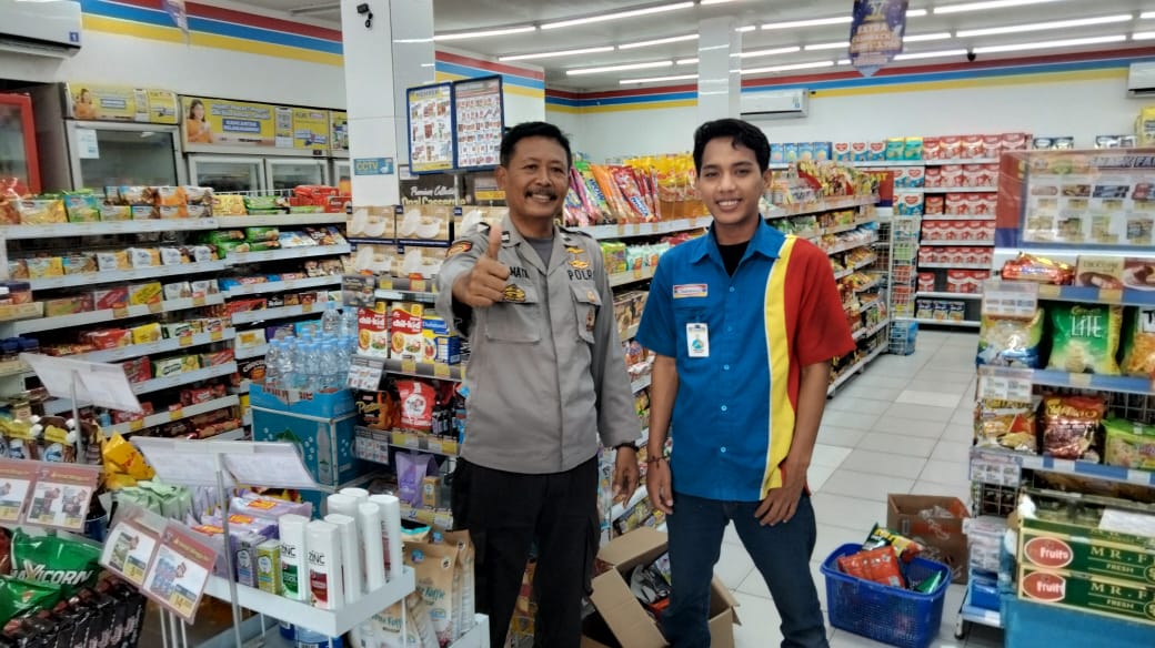 Polsek Kronjo Gelar Patroli Dialogis di Lokasi Pertokoan
