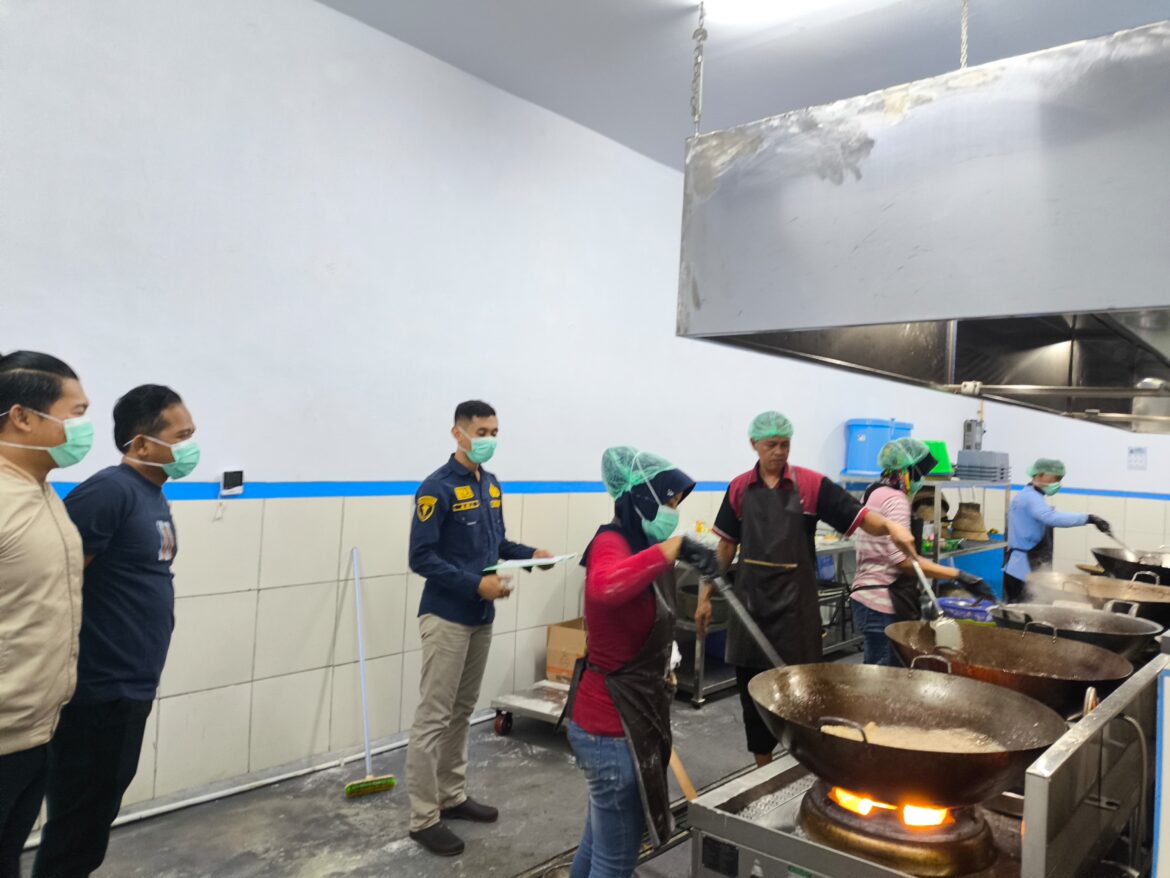 Polres Ciamis Tingkatkan Pengawasan Kualitas Makanan, Wujud Komitmen Kepolisian Jaga Kesehatan Penerima Manfaat Program Dapur Sehat Kemala