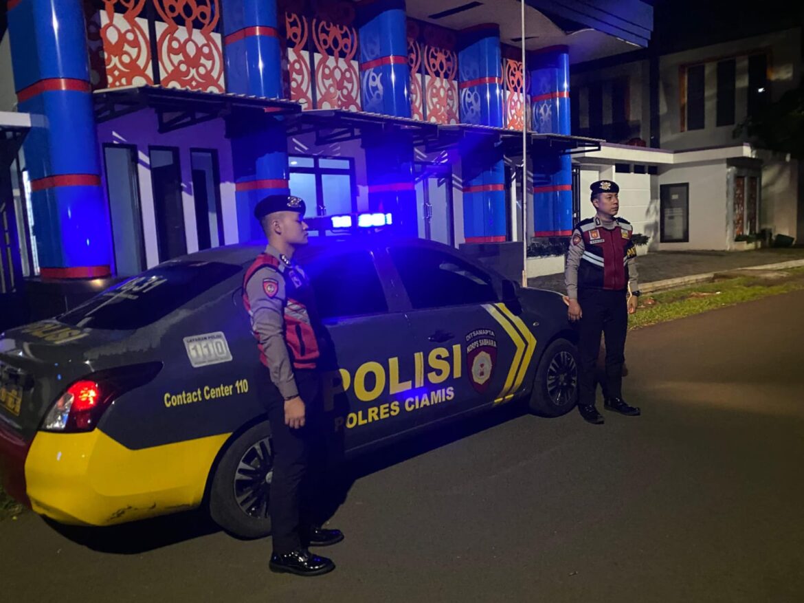 Samapta Polres Ciamis Patroli di Perkantoran Ciamis Antisipasi Balapan Liar dan Premanisme