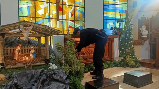 Polres Ciamis Lakukan Sterilisasi Gereja Jelang Natal 2025, Pastikan Ibadah Aman dan Kondusif