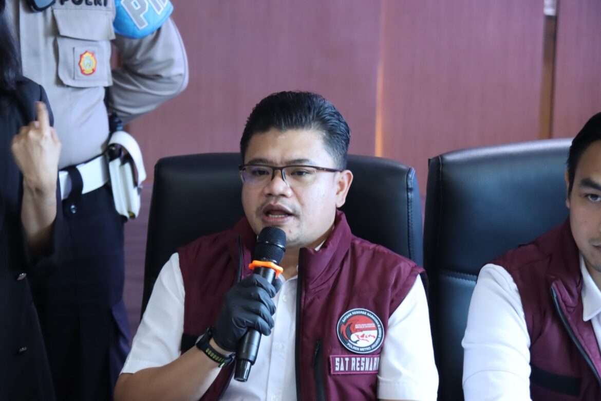 Satresnarkoba Polres Metro Jakarta Barat Ungkap Penyalahgunaan Liquid Sinte di Apartemen Kawasan Thamrin