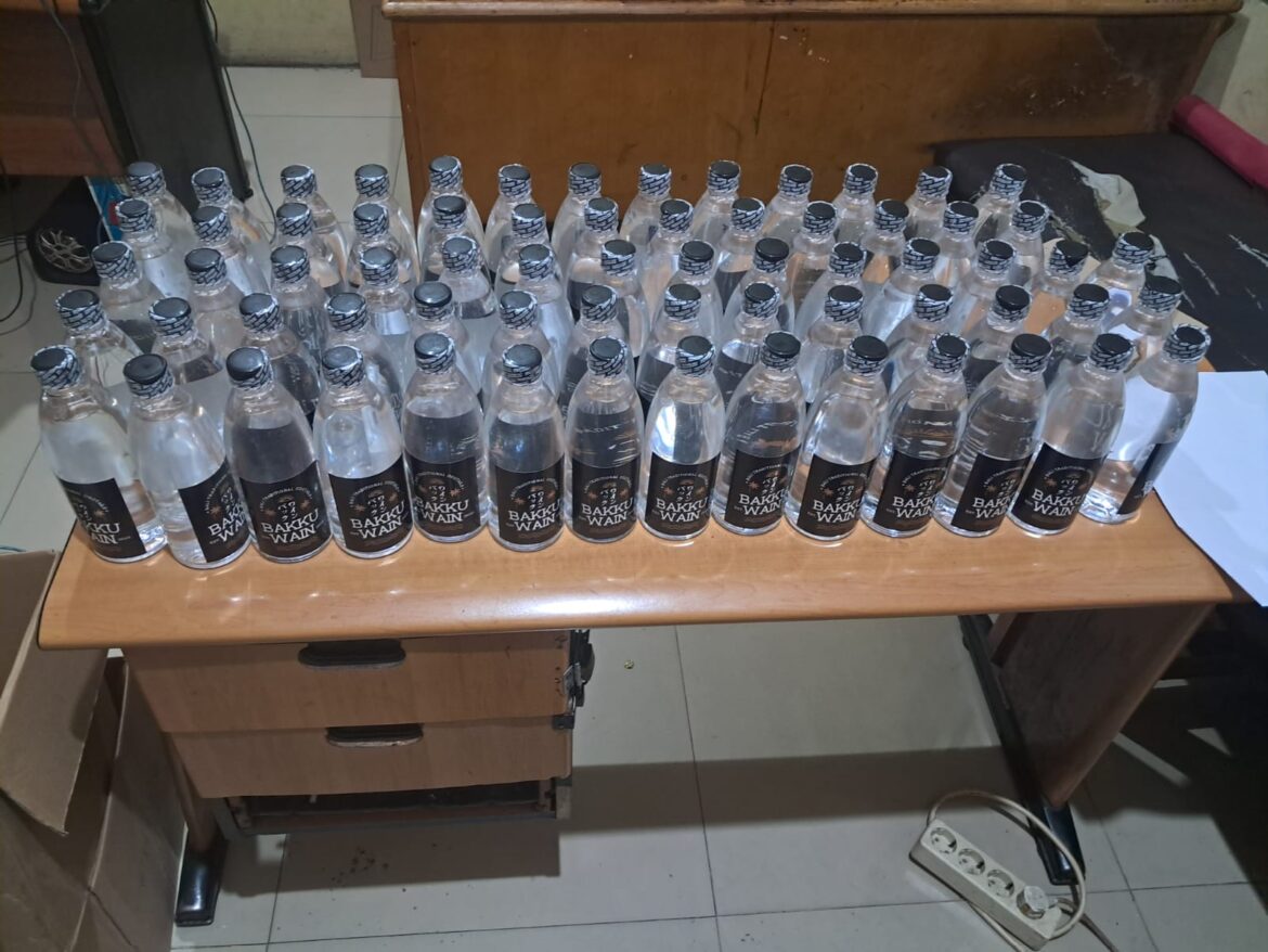 Unit Reskrim Polsek Bojongsari Berhasil Mengungkap Kasus Peredaran Minuman Keras Tanpa Izin Di Wilayah Hukum Polsek Bojongsari Kota Depok