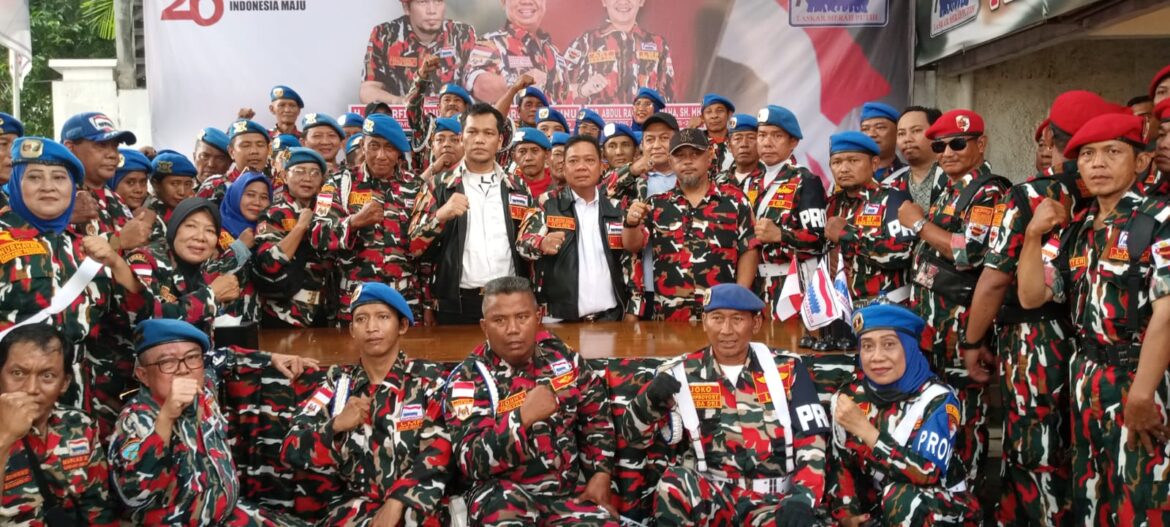 Habis Gelap Terbitlah Terang: Bersatunya Dua Tokoh Besar untuk Membesarkan Laskar Merah Putih