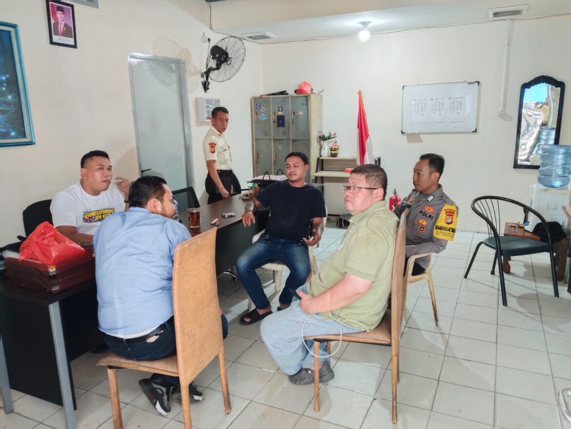 Sambang Kamtibmas, Bhabinkamtibmas Cengkareng Perkuat Keamanan di Apartemen City Park