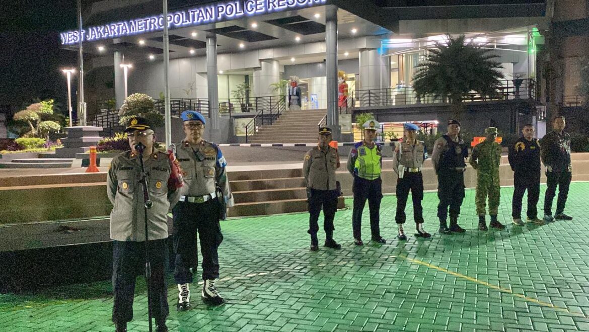 Polres Metro Jakarta Barat Gelar Patroli Skala Sedang Bersama 3 Pilar Antisipasi Gangguan Kamtibmas