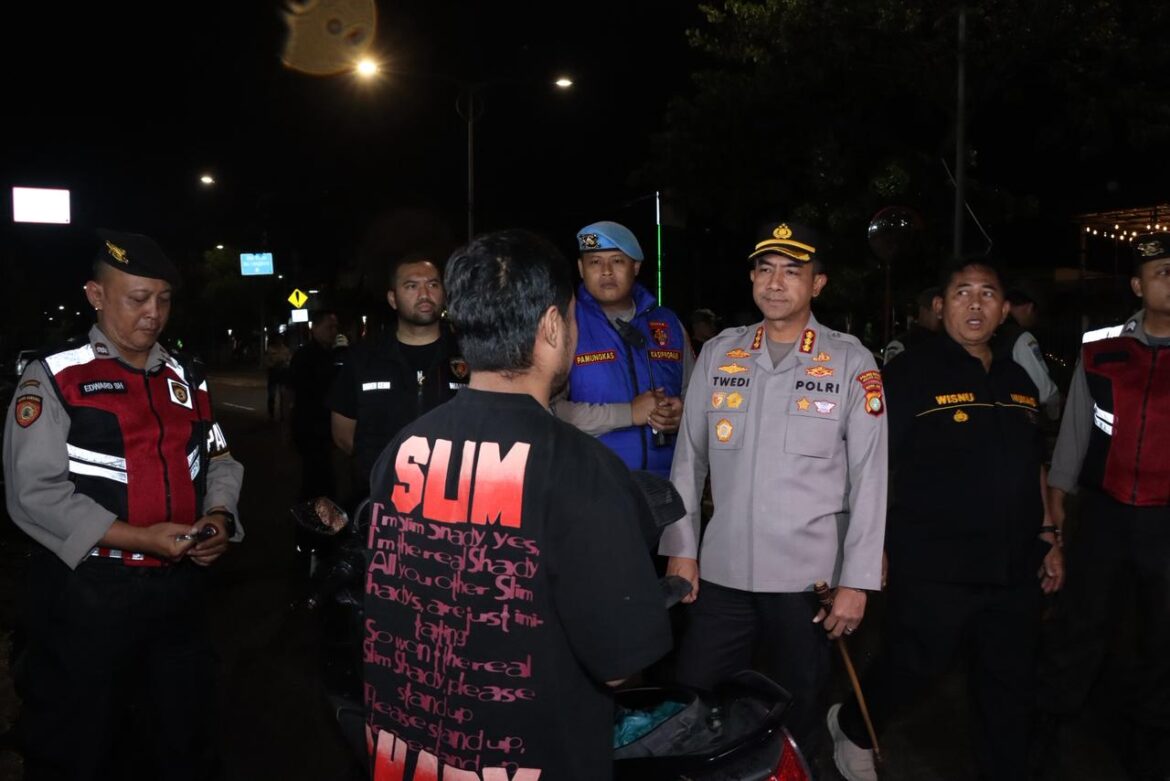 Operasi Kepolisian Polres Jakbar Tekan Kriminalitas Jalanan, Empat Orang Diamankan di Tambora