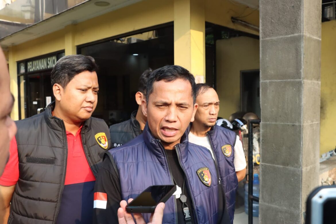 Komplotan Pencurian Kekerasan Modus Tuduh Korban Aniaya Keluarga Dibekuk Polsek Cengkareng