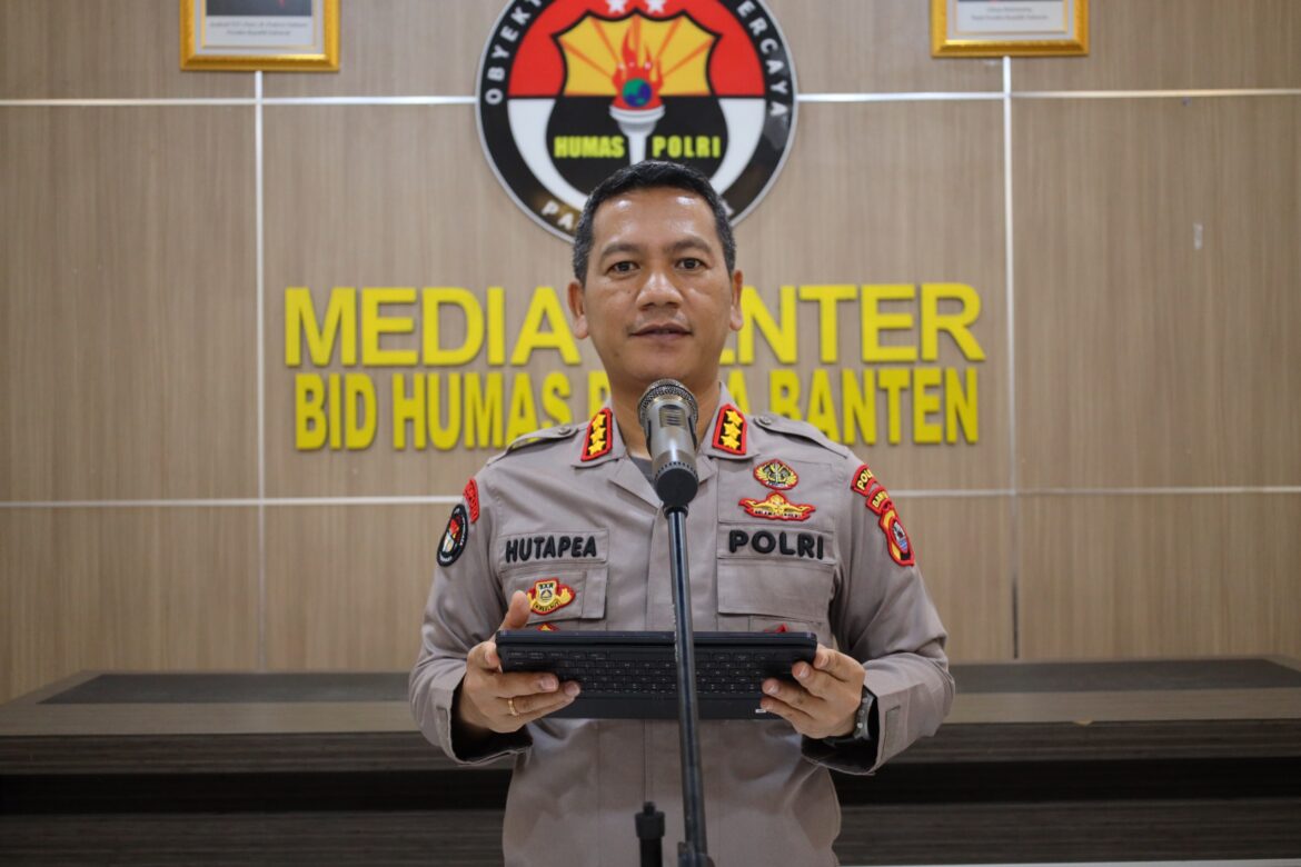 Personel Polsek Bojonegara Hadir di Tengah Masyarakat, Wujudkan Kelancaran Lalu Lintas dan Pelayanan Humanis