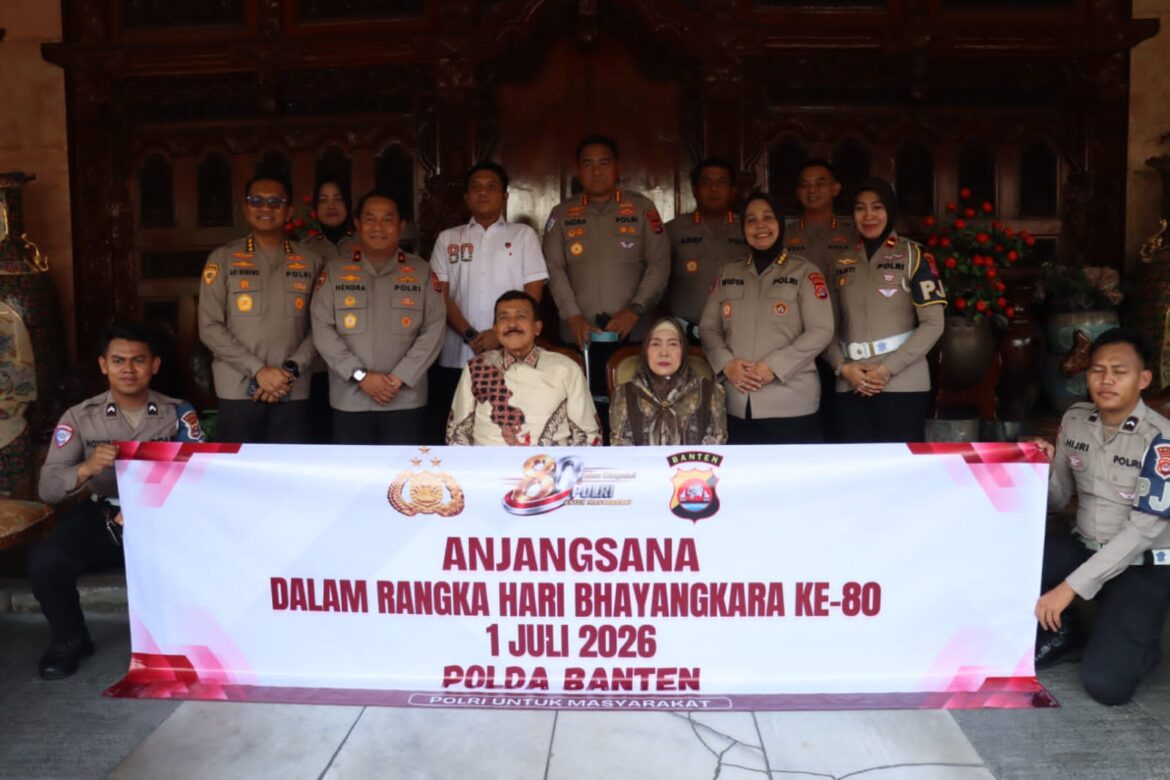 Dampingi Wakapolda, Kapolresta Tangerang Anjangsana ke Mantan Kapolda Banten