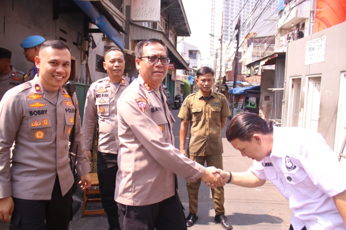 Polres Jakbar dan Polsek Tamansari Dengarkan Aspirasi Warga Lewat Program Jaga Jakarta, Jayakarta On The Spot