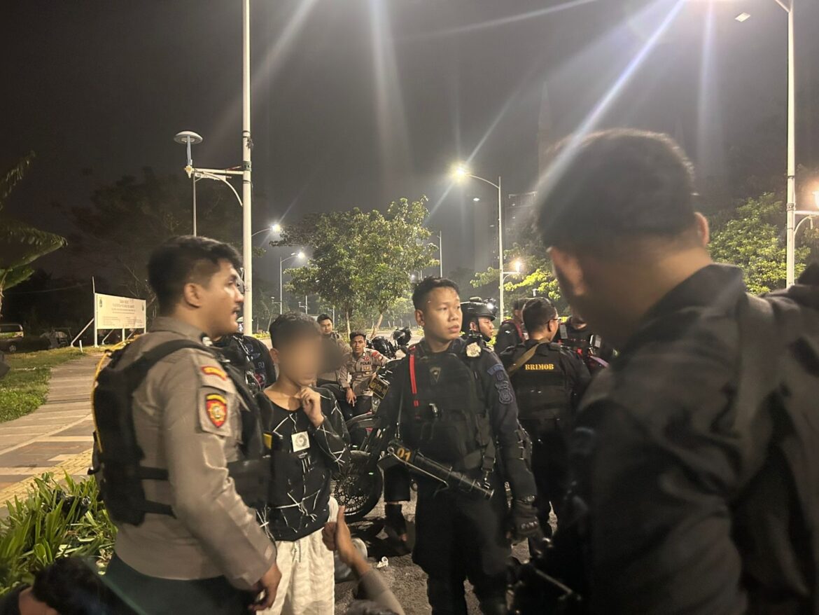 Patroli Perintis Presisi Polres Metro Jakarta Barat Amankan Tiga Remaja, Diduga Bawa Narkotika Jenis Sinte