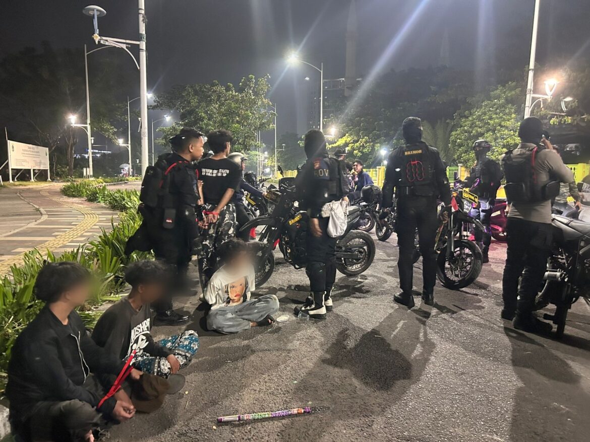 Polisi Gagalkan Tawuran, Empat Remaja Berikut Sajam Diamankan Di Cengkareng Jakbar