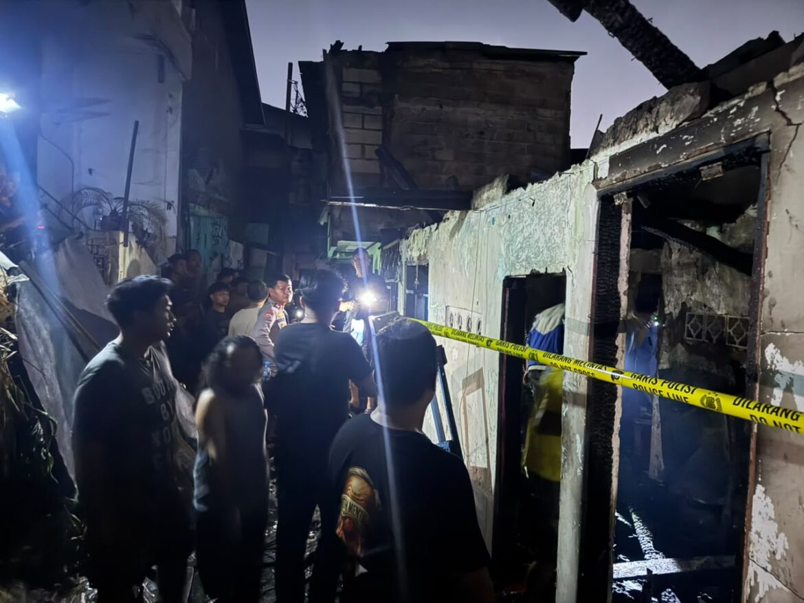 Kebakaran Di Kemanggisan Pulo Palmerah, Satu Korban Meninggal Dunia