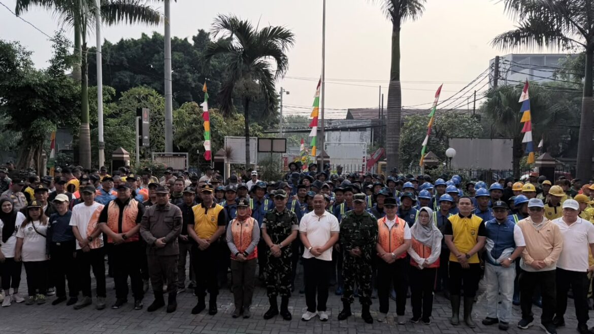 Sinergi Tiga Pilar dan Pemda, Grebek Lumpur di Kapuk Wujud Nyata Kepedulian untuk Lingkungan