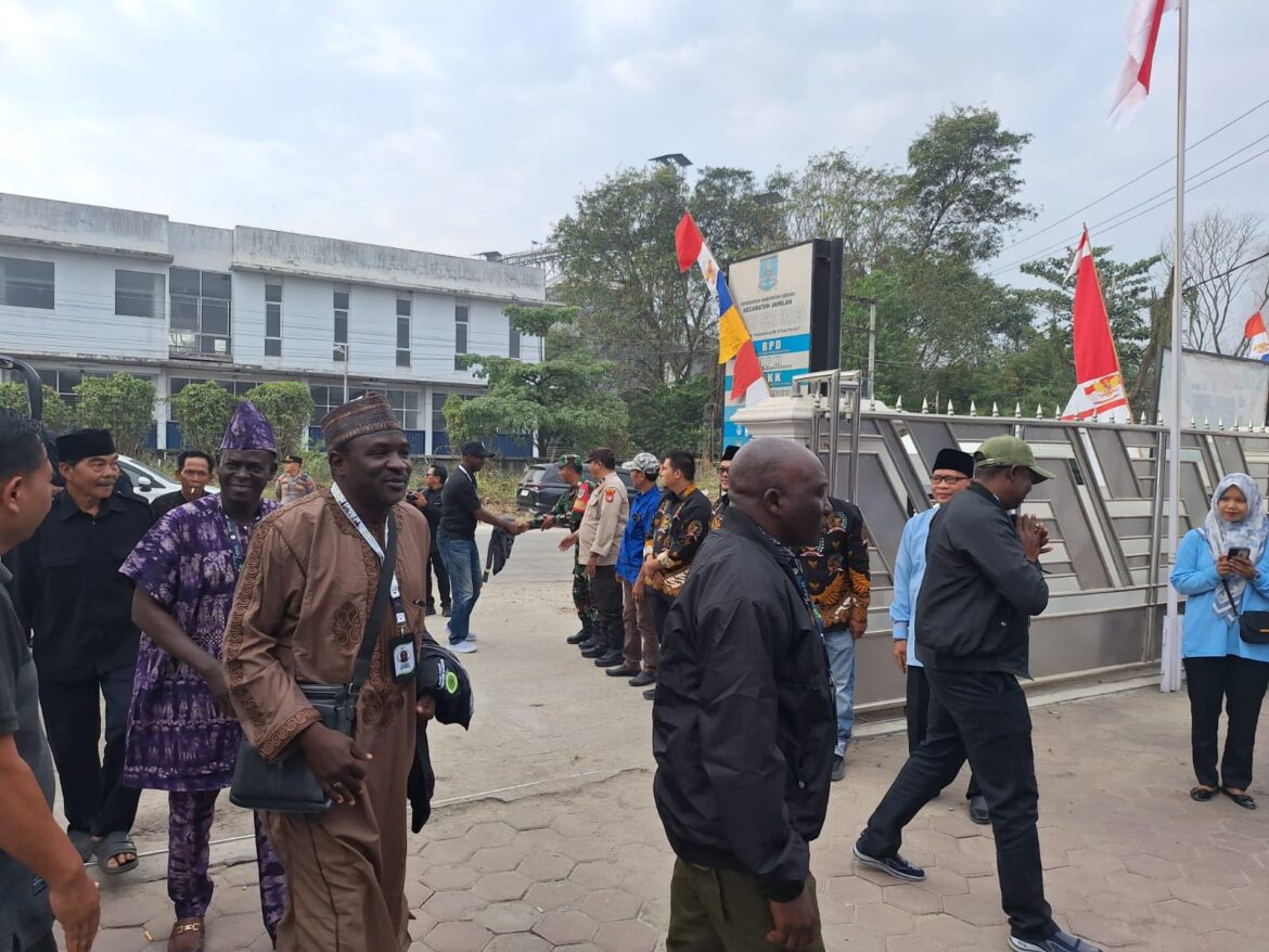 Kunjungan Kemendes PDT RI dan Delegasi NASSCO Nigeria di Desa Kareo Berlangsung Aman, Polres Serang Pastikan Pengamanan Maksimal
