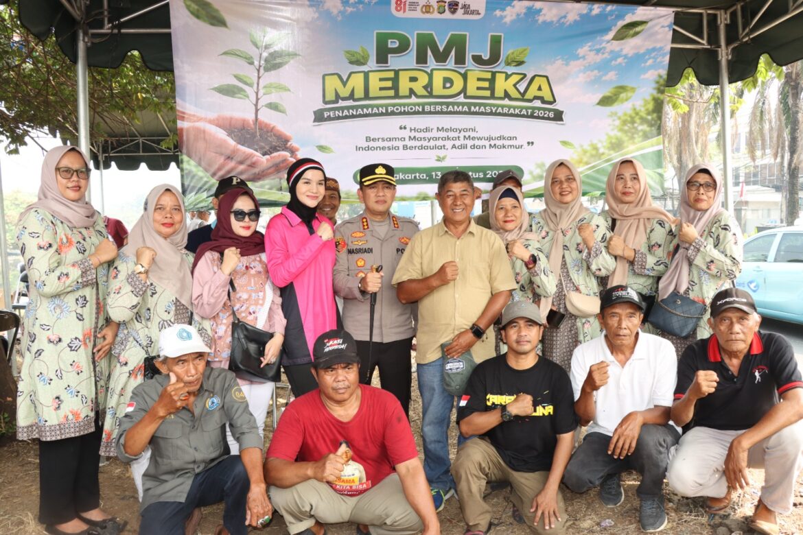 PMJ Merdeka, Kapolres Metro Jakbar Ajak Masyarakat Hijaukan Jakarta Barat