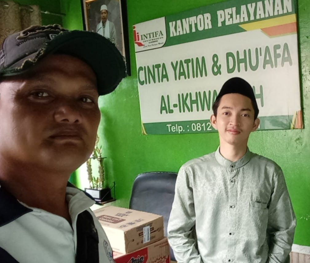 Kolaborasi Media Dengan FWJ Indonesia Salurkan Nasi Kotak dan Nir Mineral