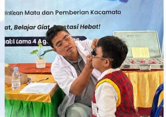 Lensa Energi PHM Hadir di Sekolah, Ada Langkah Strategis di Balik Pemeriksaan Mata Pelajar
