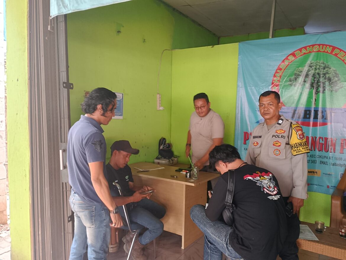Repons Laporan 110, Personel Polsek Cikupa Tangani Penarikan Diduga oleh DC, Kendaraan Dikembalikan