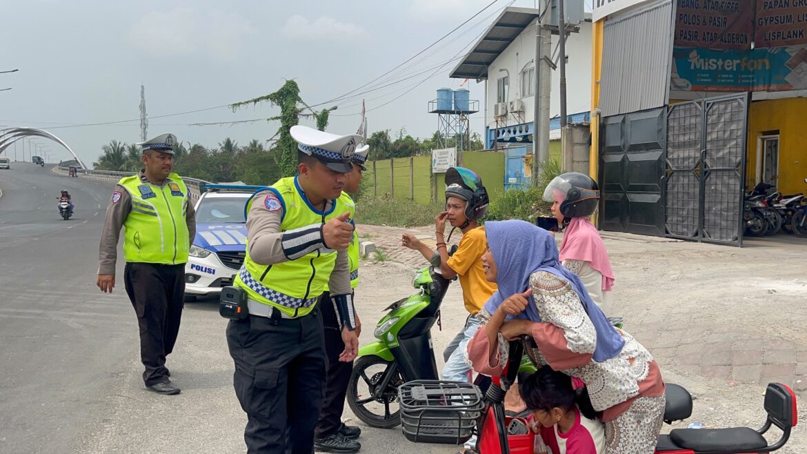 Hari Kedua Ops Patuh Maung 2026, Polda Banten Tertibkan Pengendara Lawan Arus